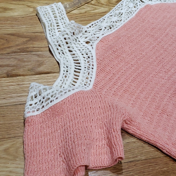 Shirt - Picture 3 of 4